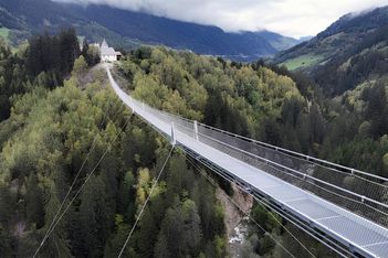 Les ponts suspendus les plus vertigineux de Suisse