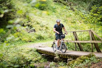 Prenez la voie de l&rsquo;évasion avec les Chemins de fer du Jura