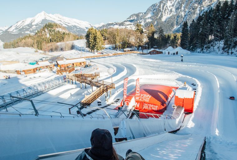 Activité à faire cet hiver: tobogganing parc à Leysin, dans le canton de Vaud