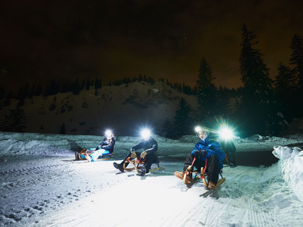 Luge nocturne sur la piste des Diablerets