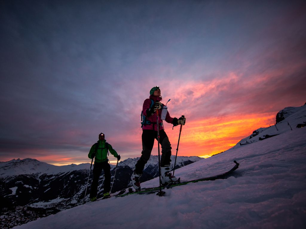 Sortie ski de rando nocturne entre Verbier et La Tzoumaz