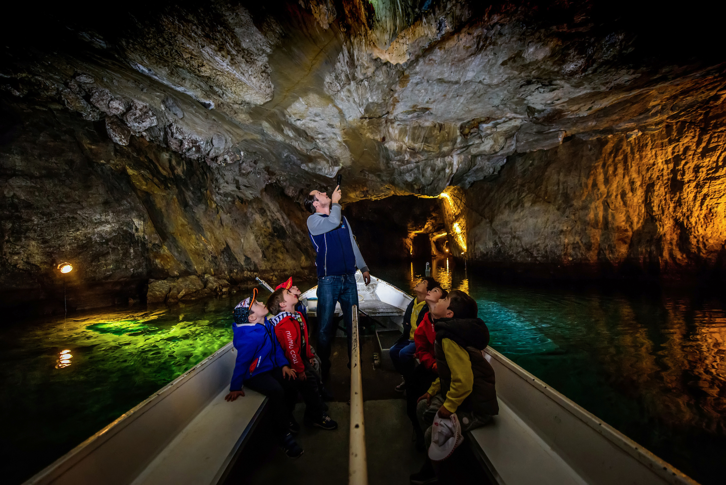 Lac souterrain de St-Léonard: Visite du plus grand lac souterrain d'Europe en Valais