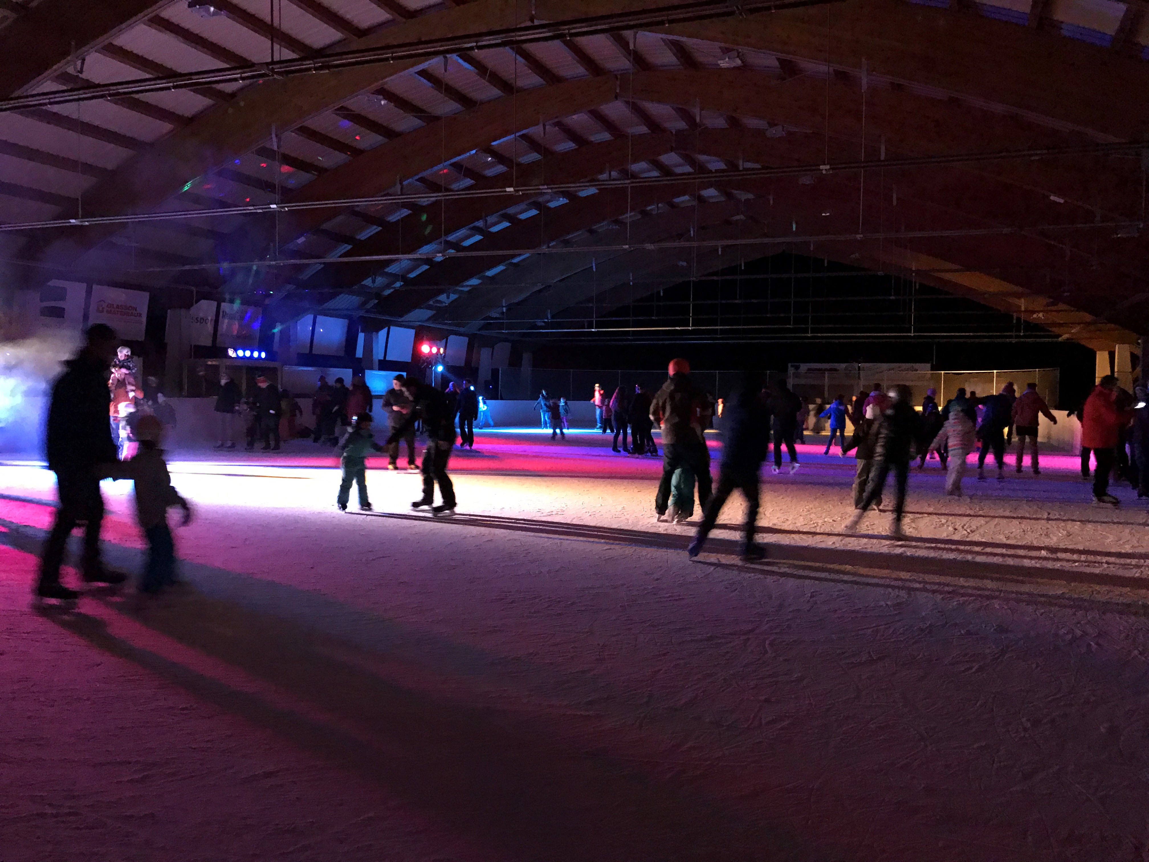 Disco sur glace, Les Paccots