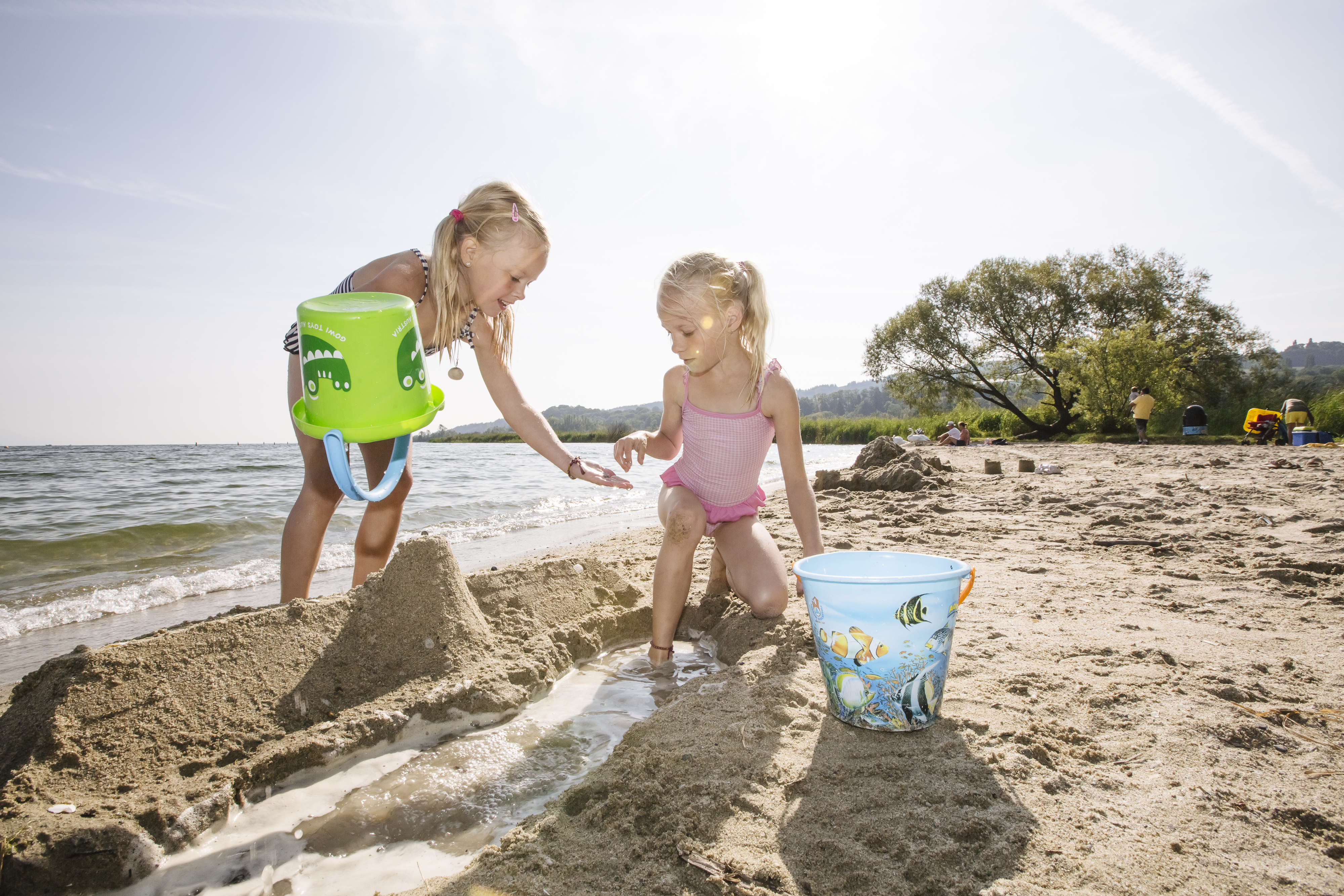 Bons plans pour vos vacances d'été en Suisse - Profitez d'activités fun pour toute la famille dans les lacs et rivières du canton de Vaud