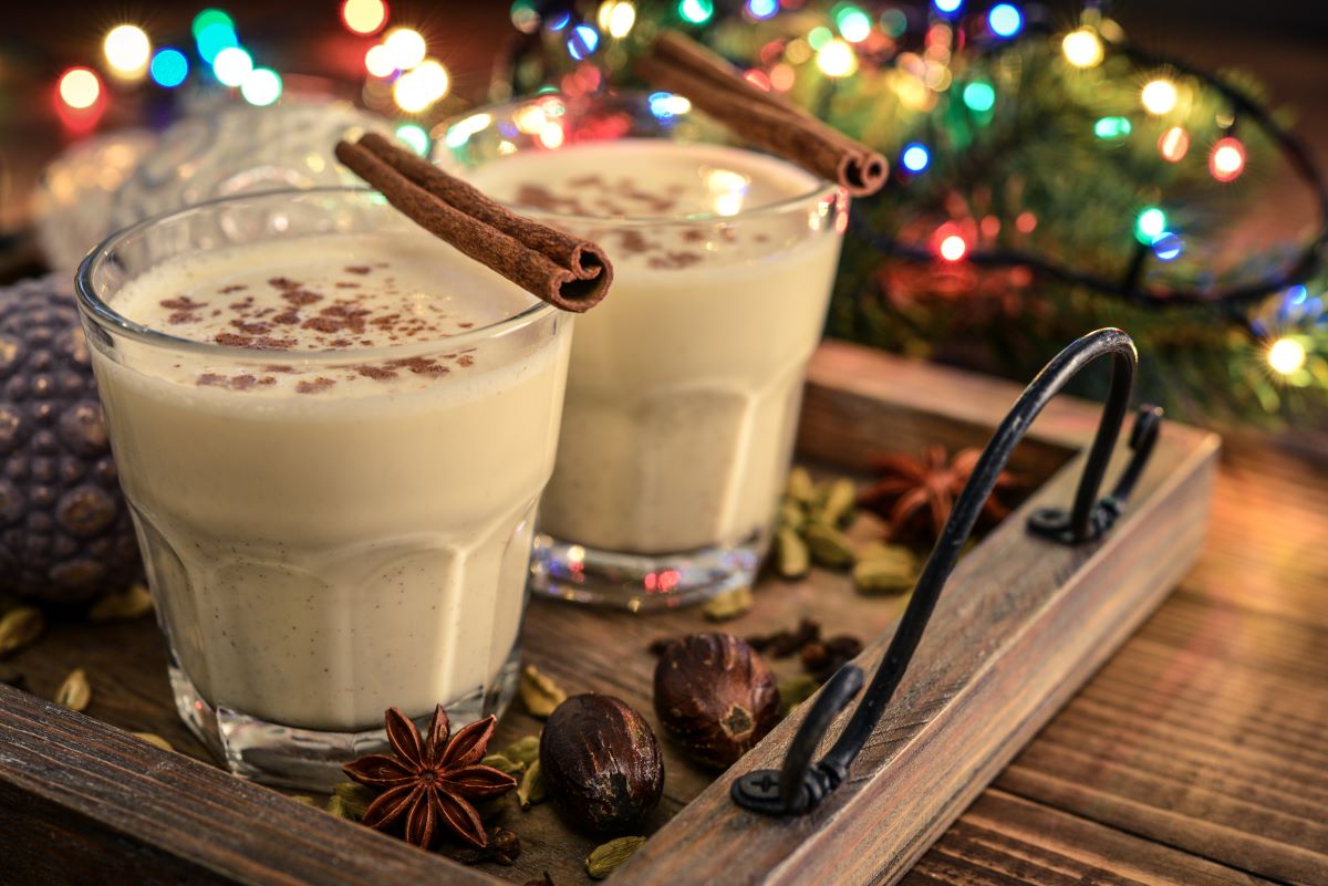 Lait de poule, boisson chaude, boisson vier, eggnog