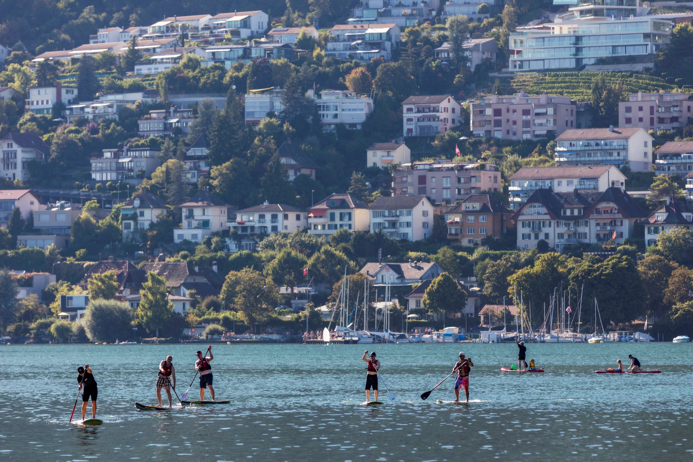 Stand up Paddle sur le lac de Bienne et des canaux de Nidau