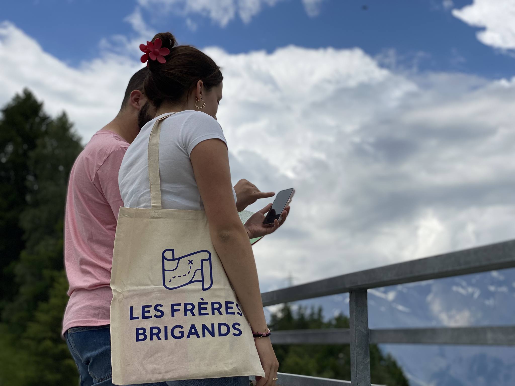 Les jeux de piste des Frères Brigands vous font découvrir la Suisse romande autrement.