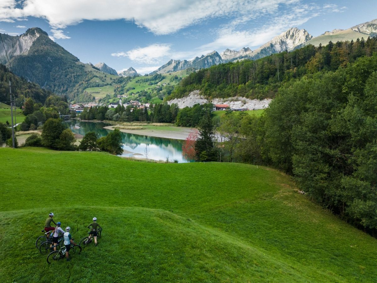 Une magnifique boucle de la Grandvillardine, en Gruyère