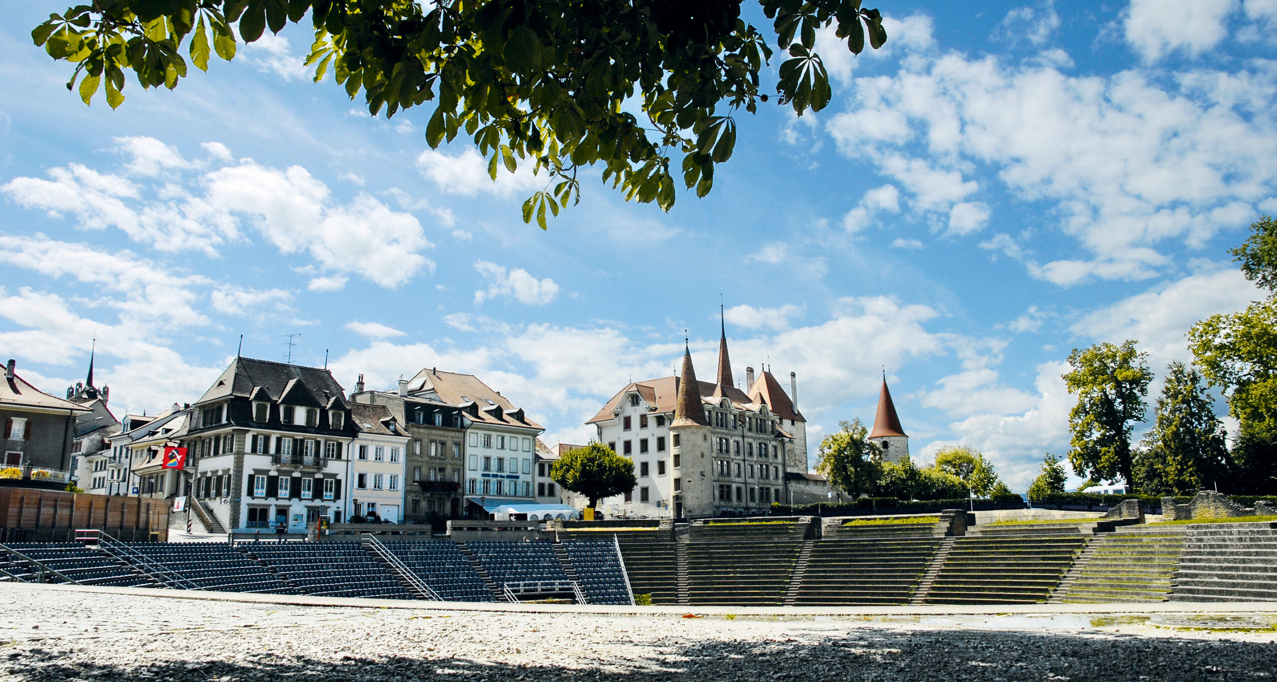 Avenches arènes suisse capitale romaine